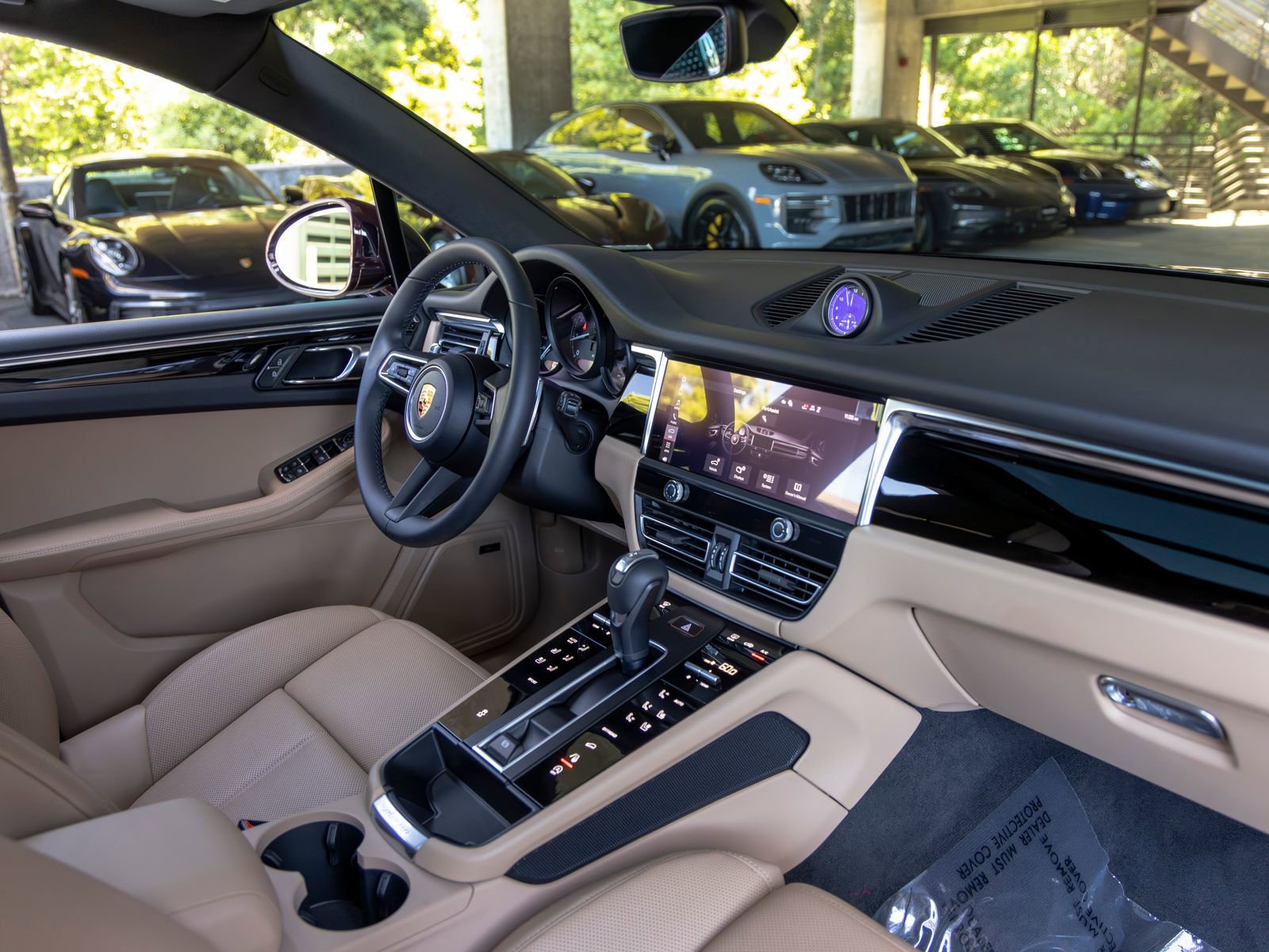 Certified 2026 Porsche Macan AWD/4WD image 54