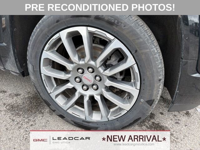Used 2023 GMC Acadia Denali AWD/4WD image 9