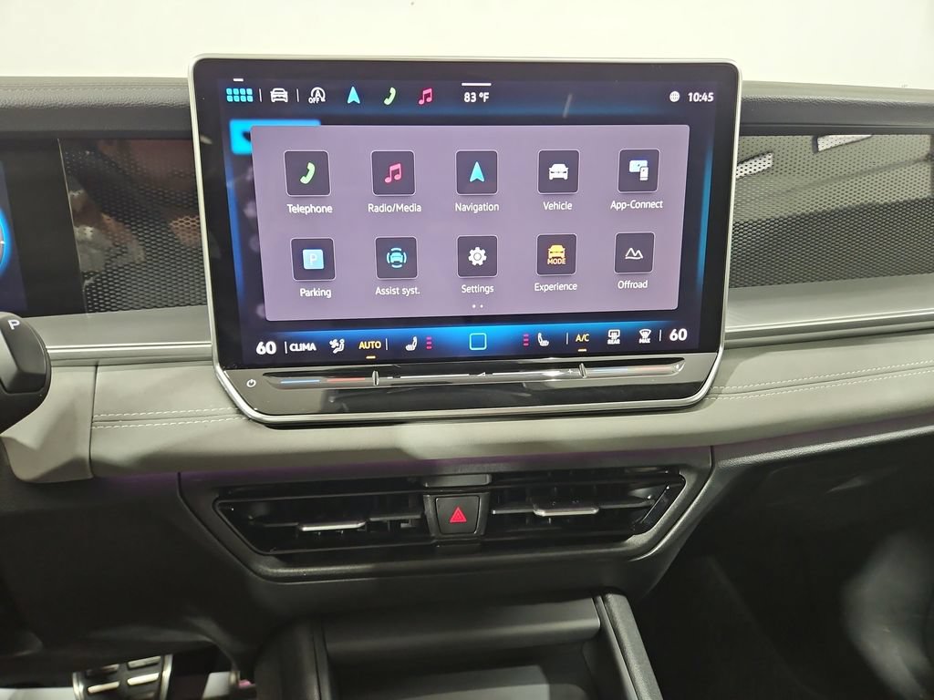 Certified 2025 Volkswagen Tiguan SE R-Line AWD/4WD image 21