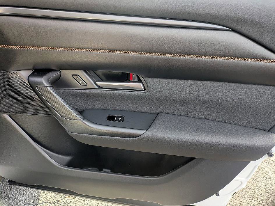 New 2026 MAZDA CX-50 AWD 2.5 Hybrid w/ Weather Package image 33