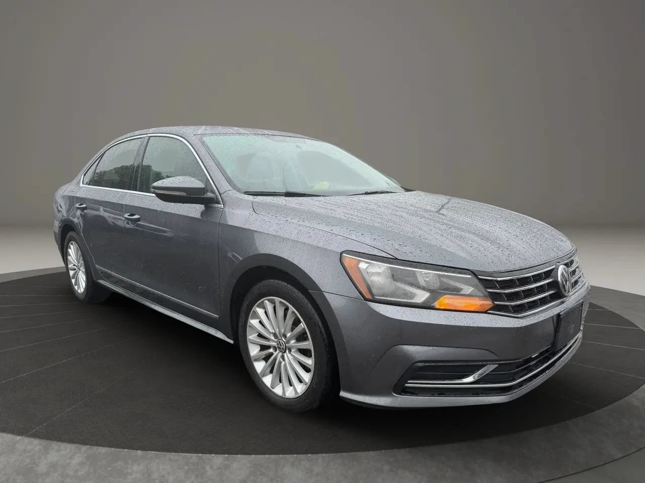 Used 2017 Volkswagen Passat 1.8T SE FWD image 3