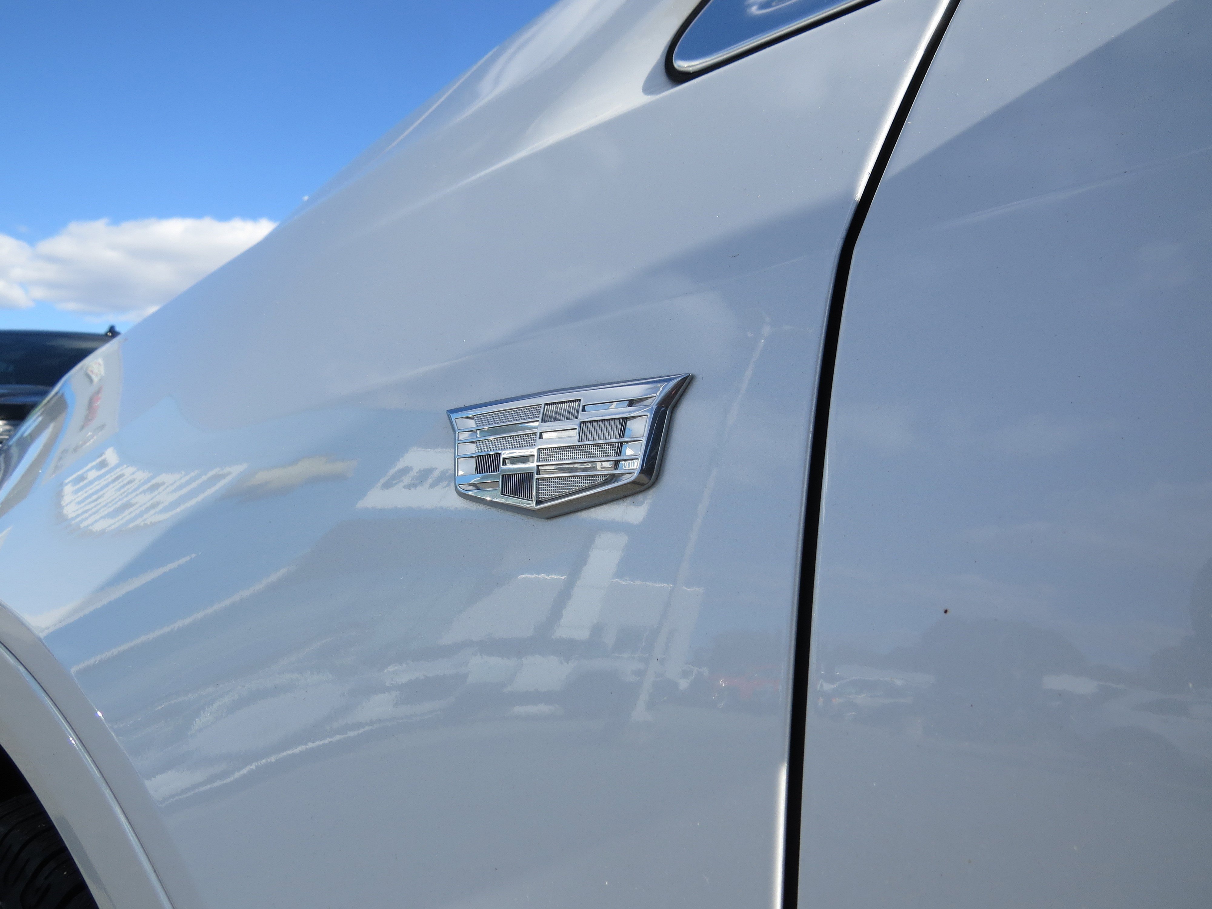 Certified 2023 Cadillac XT5 Premium Luxury w/ LPO, Floor Liner Package image 14