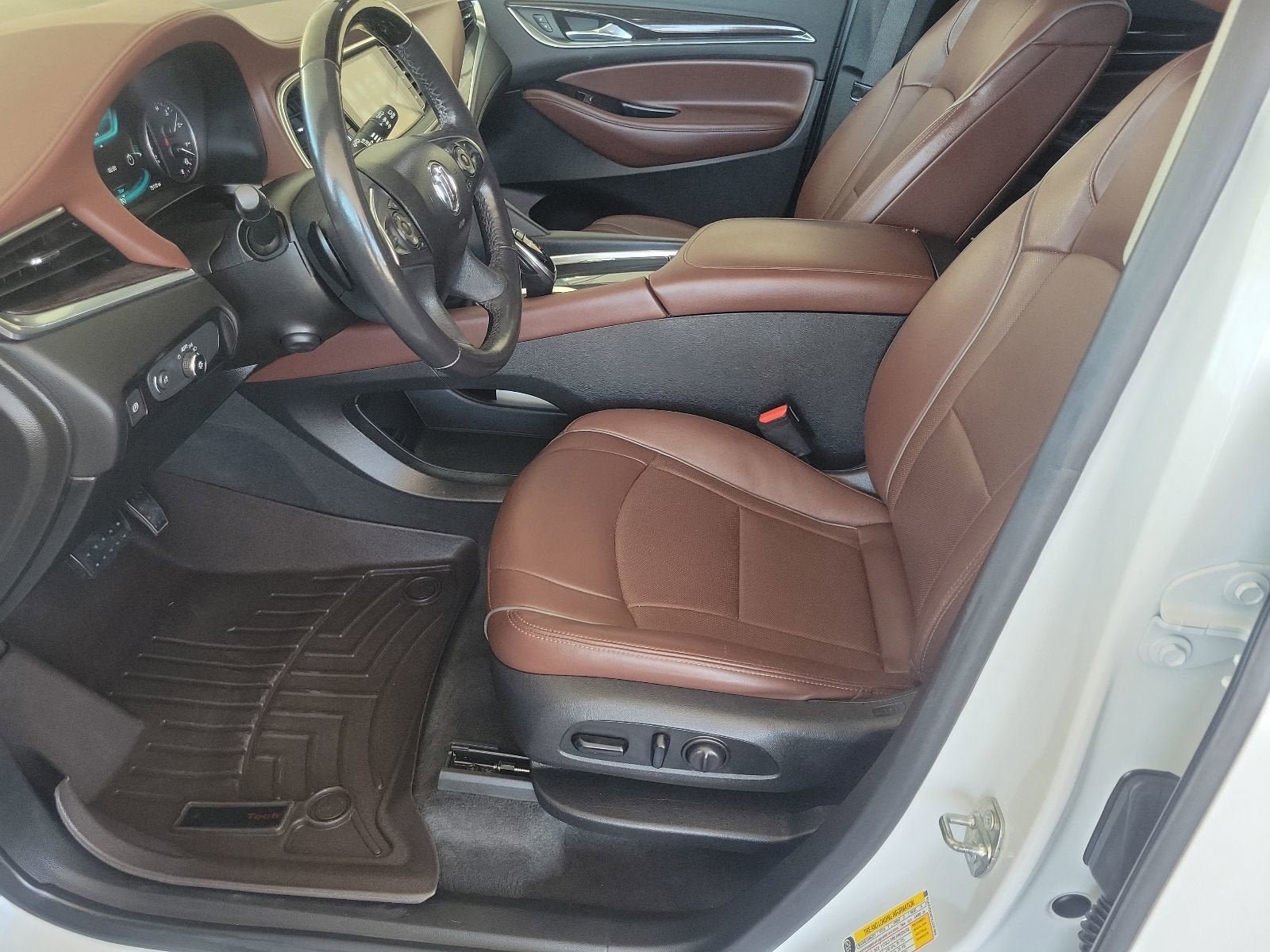 Used 2019 Buick Enclave Avenir w/ Avenir Technology Package AWD/4WD image 10