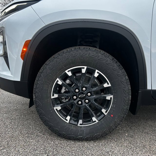 New 2026 Chevrolet Traverse Z71 w/ Driver Confidence Package image 11