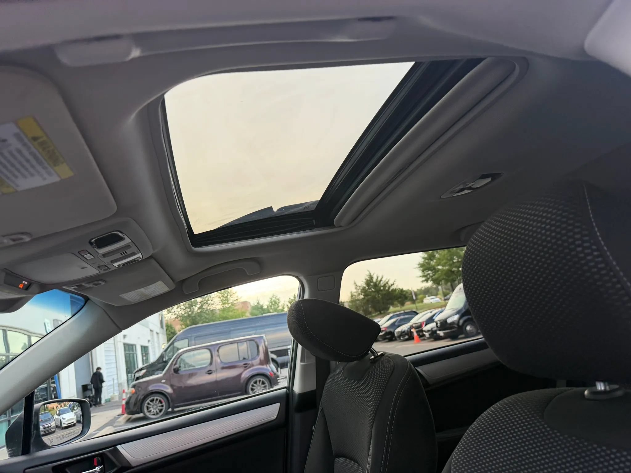 Used 2018 Subaru Outback 2.5i Premium AWD/4WD image 18