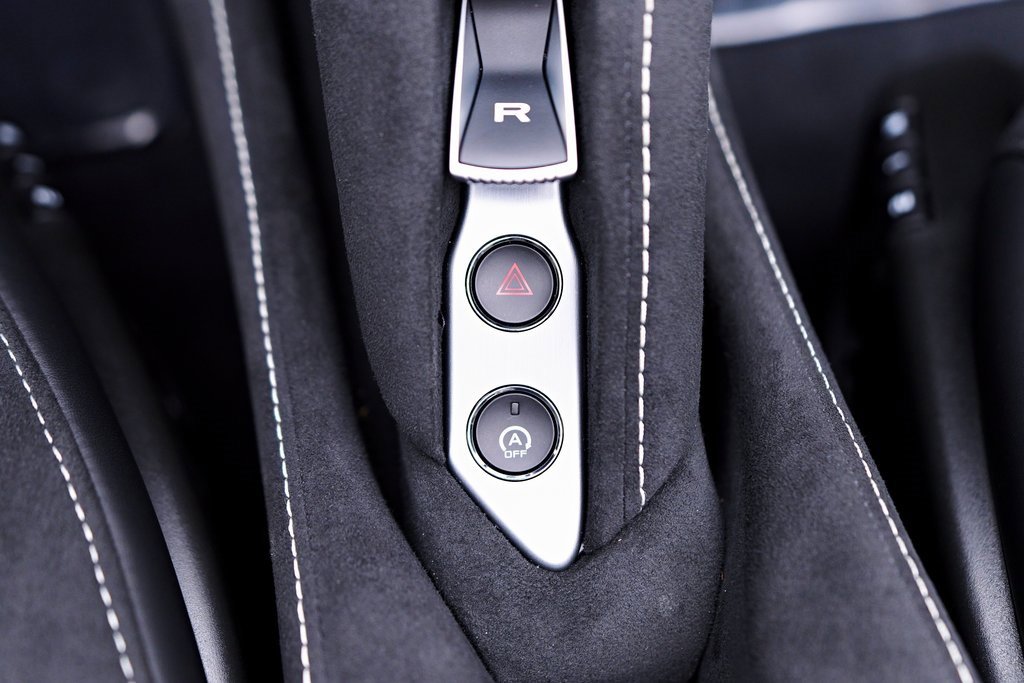 Used 2024 McLaren 750S Spider image 80