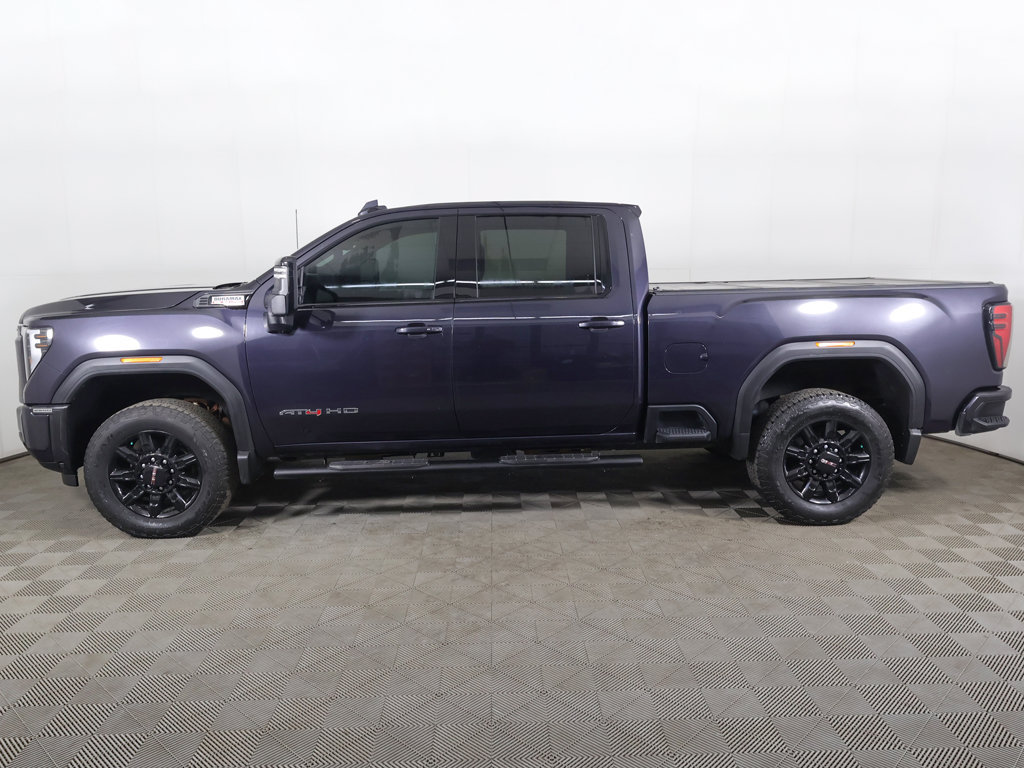 Used 2024 GMC Sierra 2500 AT4 w/ Technology Package AWD/4WD image 23