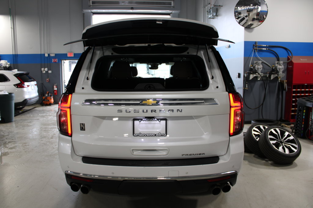 Used 2023 Chevrolet Suburban Premier AWD/4WD image 20