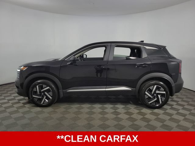 Used 2025 Nissan Kicks SV w/ Charging Package FWD image 5
