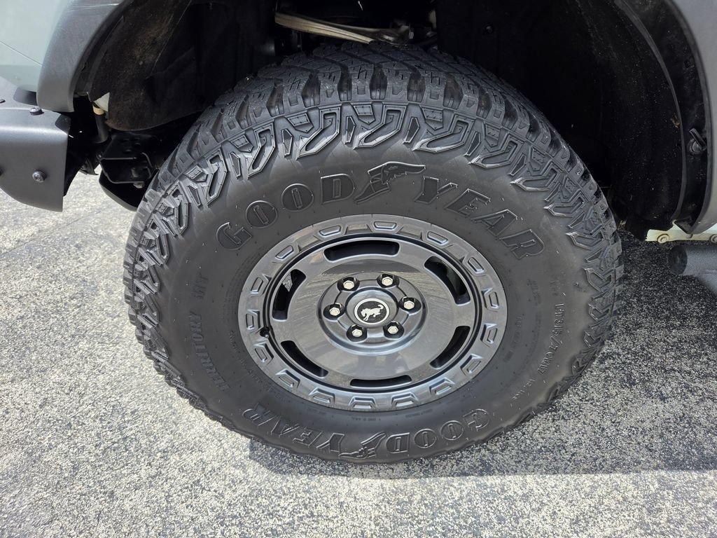 Used 2024 Ford Bronco Everglades AWD/4WD image 5