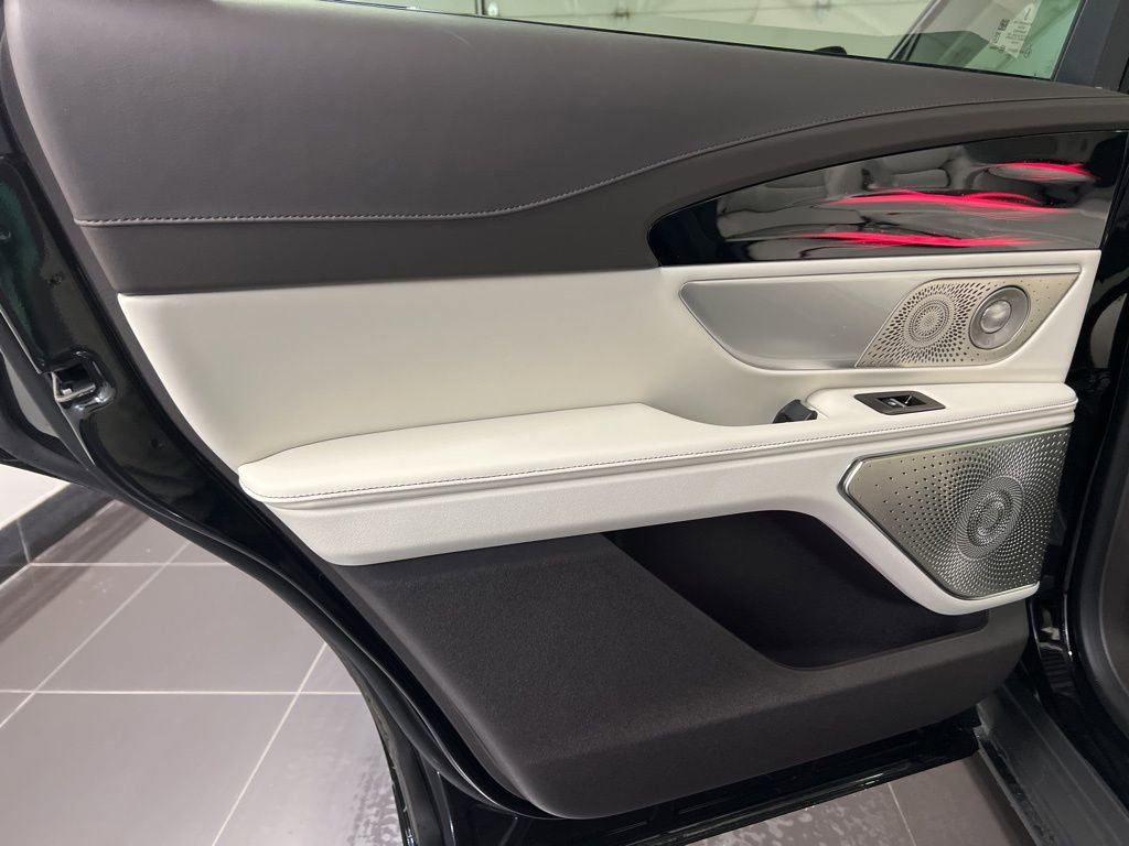 New 2026 Lincoln Nautilus Black Label AWD/4WD image 40