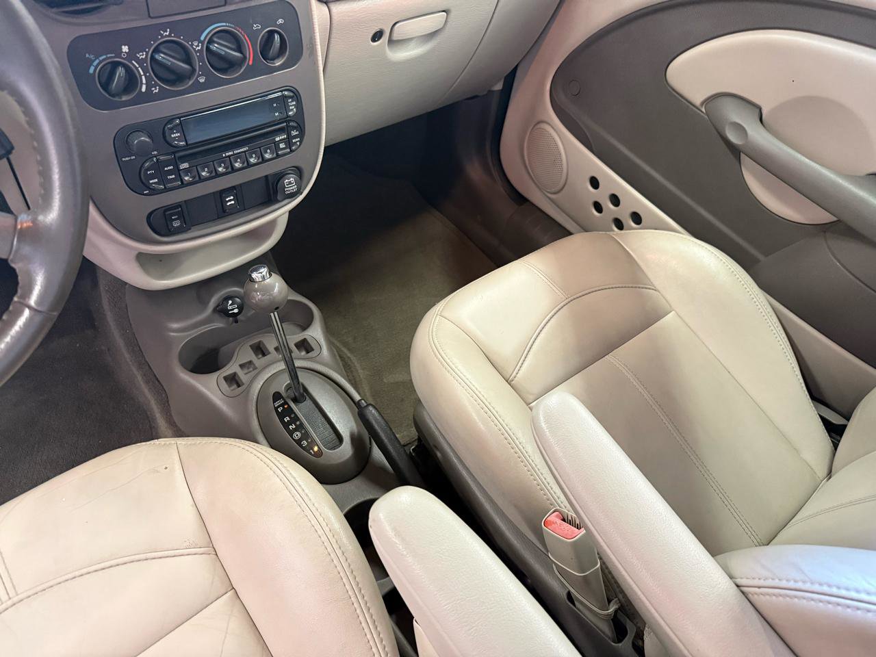 Used 2005 Chrysler PT Cruiser Touring FWD image 16