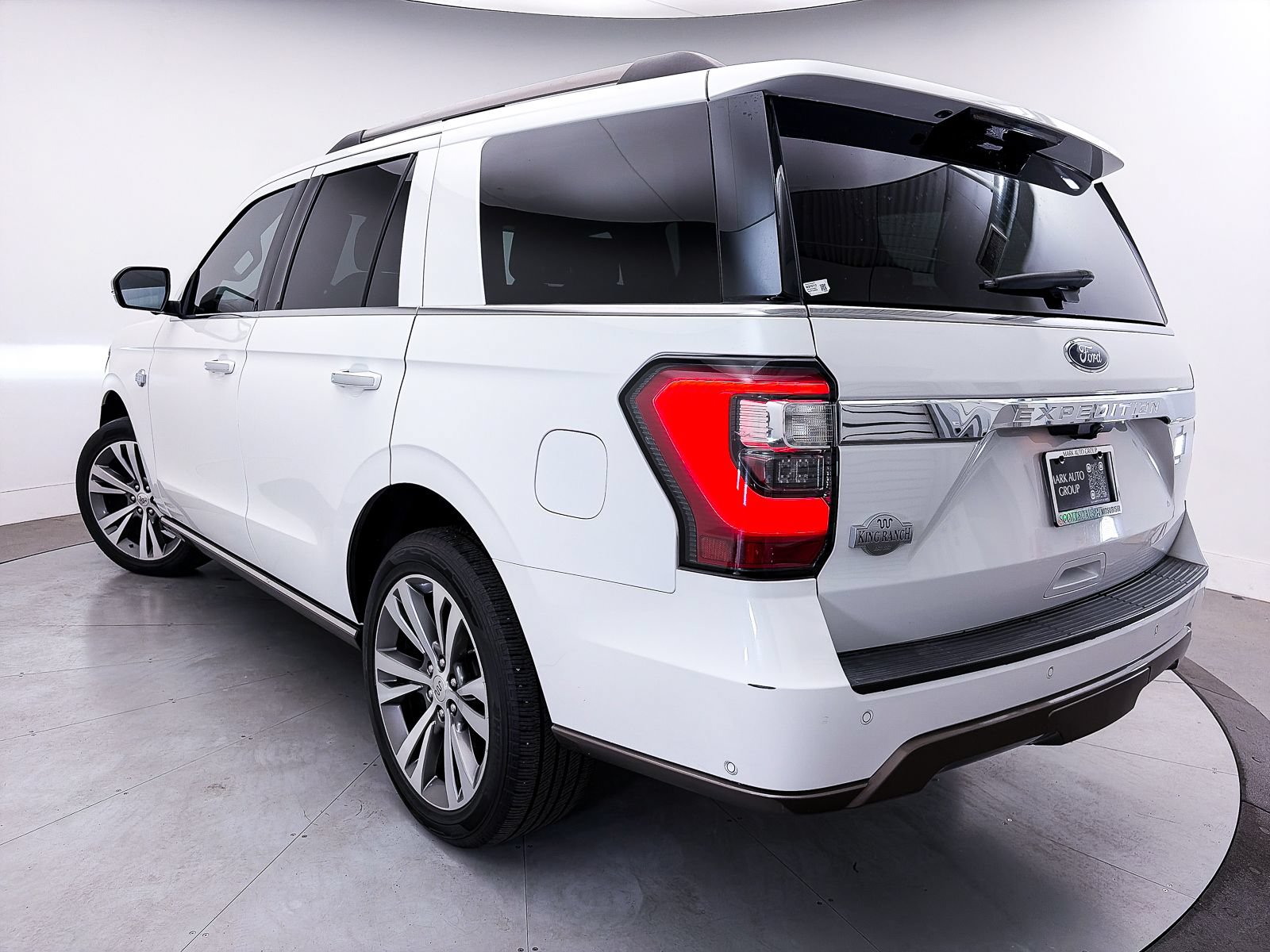 Used 2020 Ford Expedition King Ranch AWD/4WD image 3