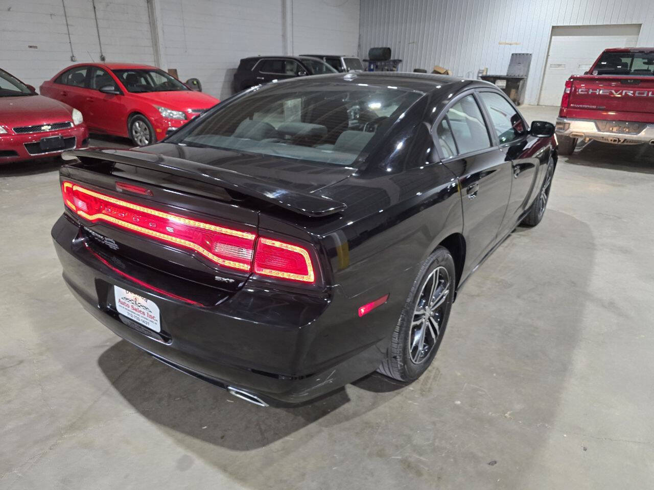 Used 2014 Dodge Charger SXT AWD/4WD image 10