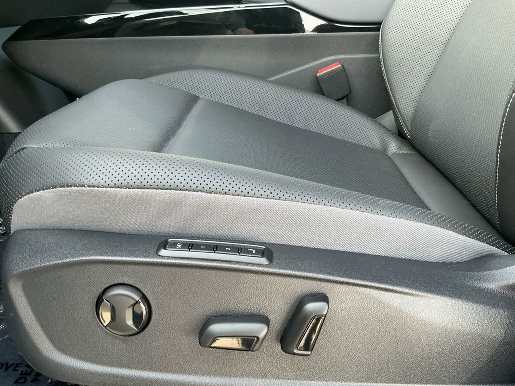 New 2026 Volkswagen ID.4 Pro S AWD/4WD image 23