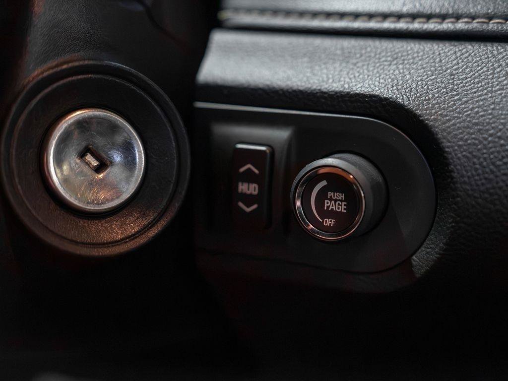 Used 2015 Chevrolet Camaro LT RWD image 26