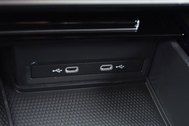 New 2026 Volkswagen Atlas Cross Sport SE image 16