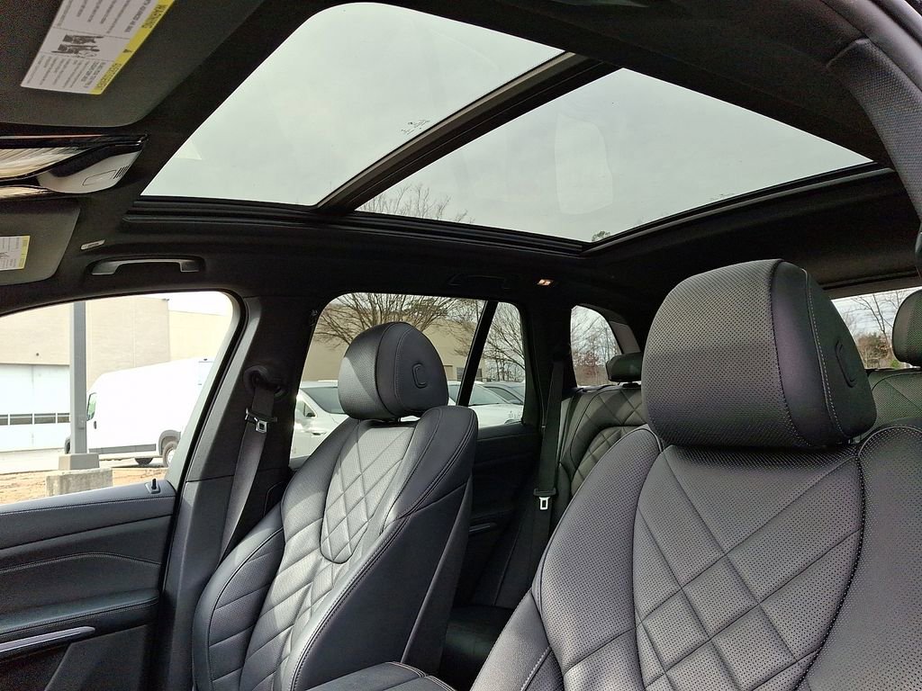 Used 2023 BMW X5 xDrive45e AWD/4WD image 15
