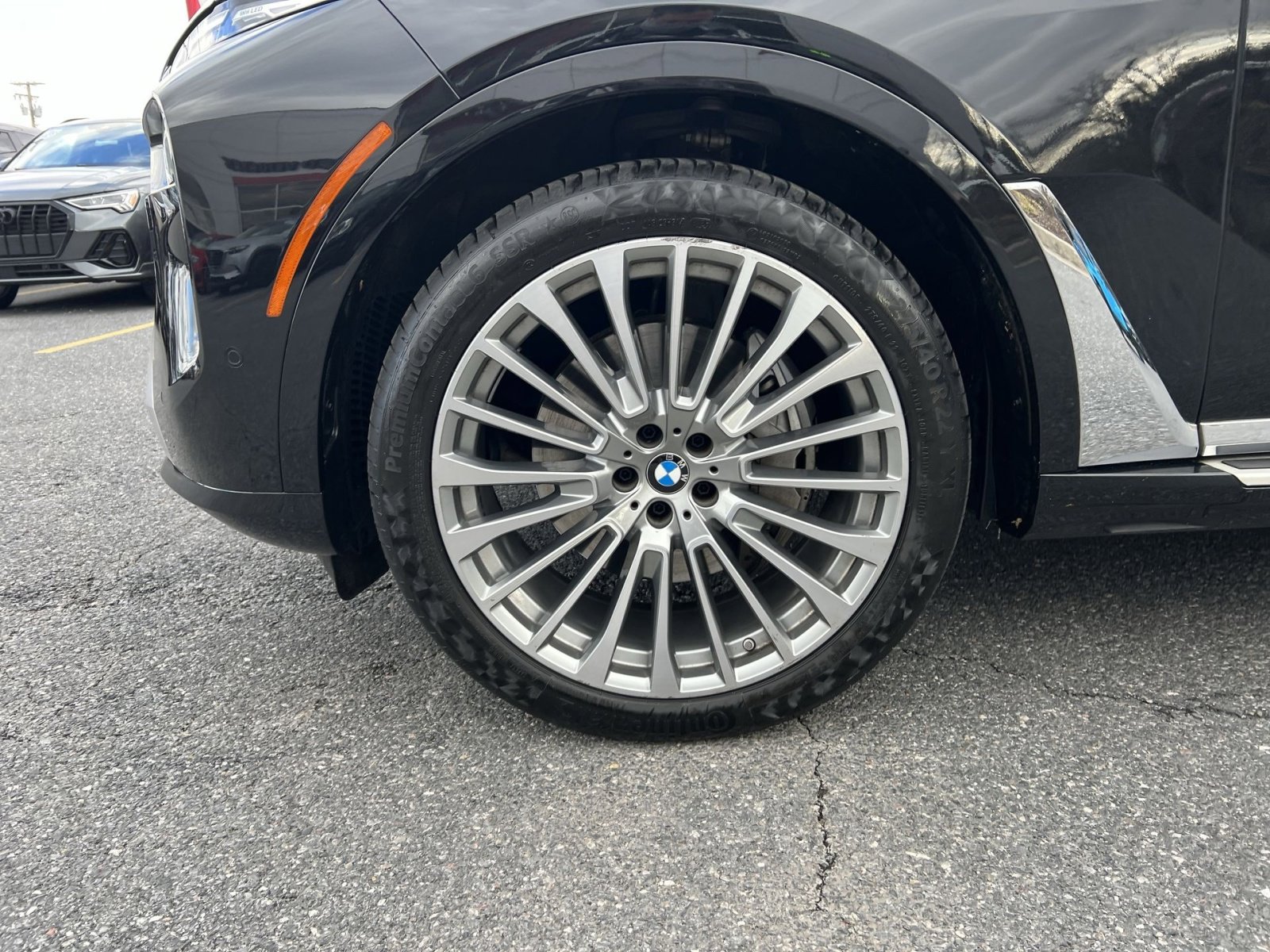 Used 2024 BMW X7 xDrive40i w/ Executive Package image 12