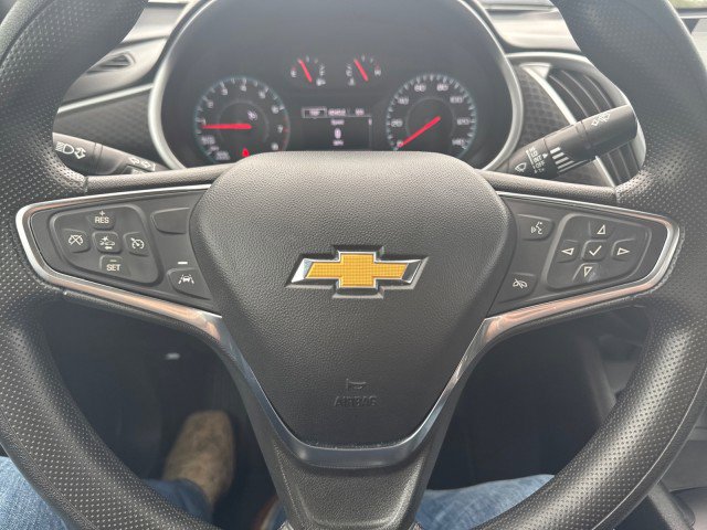 Used 2025 Chevrolet Malibu LT image 6