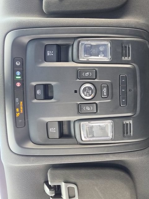 Certified 2021 GMC Yukon XL AT4 w/ Rear Media and Nav Package AWD/4WD image 23