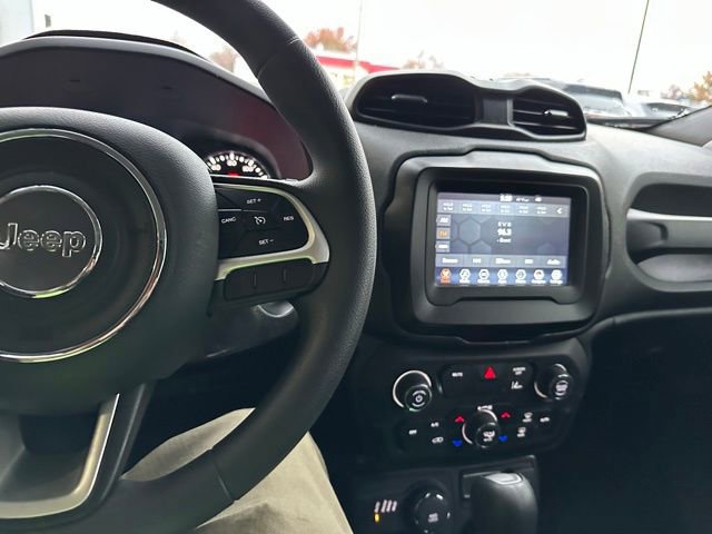 Used 2021 Jeep Renegade Sport image 33