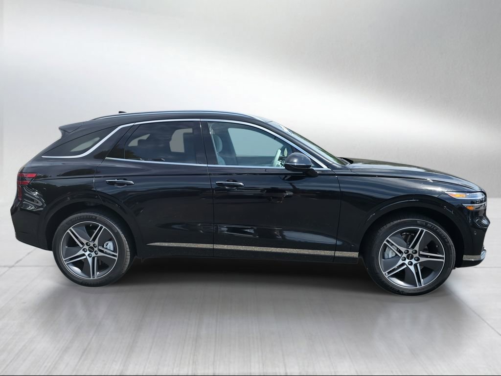 Used 2026 Genesis Electrified GV70 Advanced AWD/4WD image 2