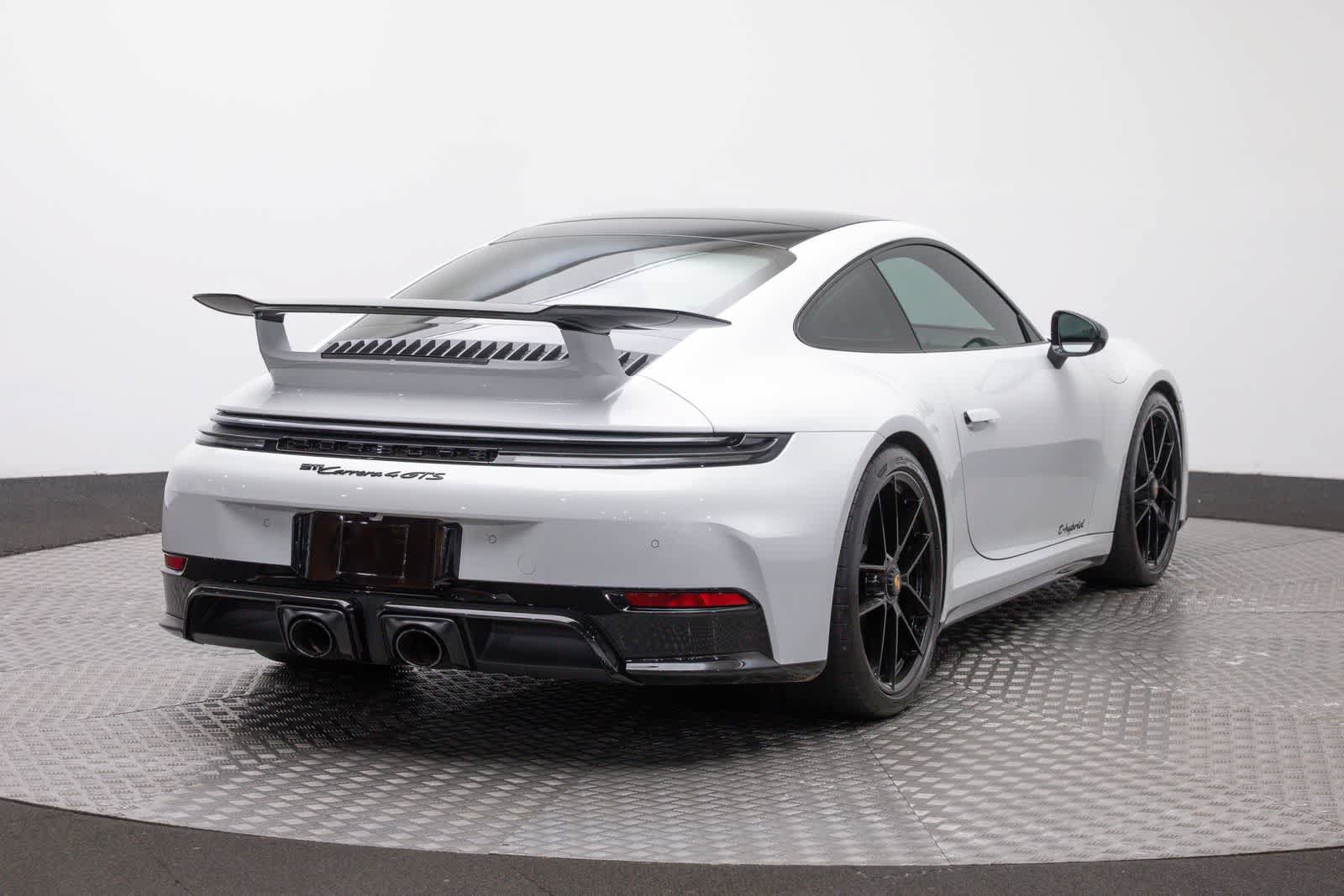 Used 2025 Porsche 911 Carrera 4 GTS AWD/4WD image 20