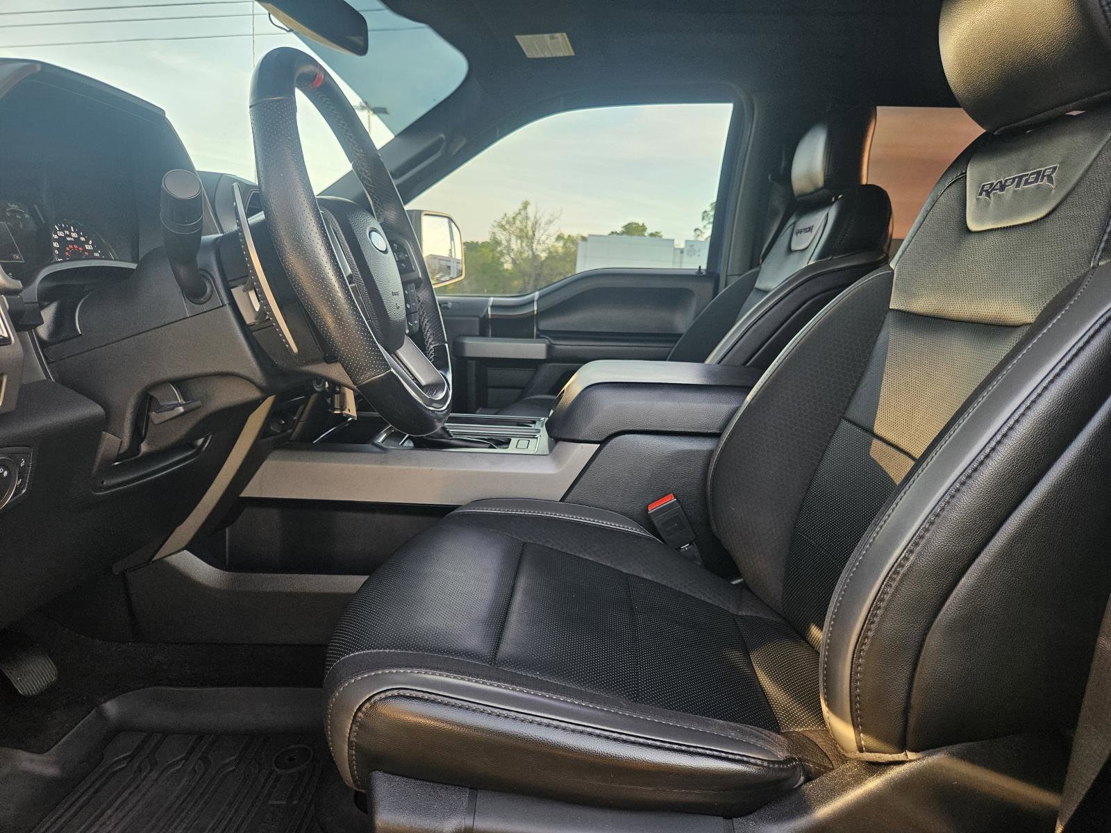 Used 2020 Ford F150 Raptor w/ Equipment Group 801A Mid image 9