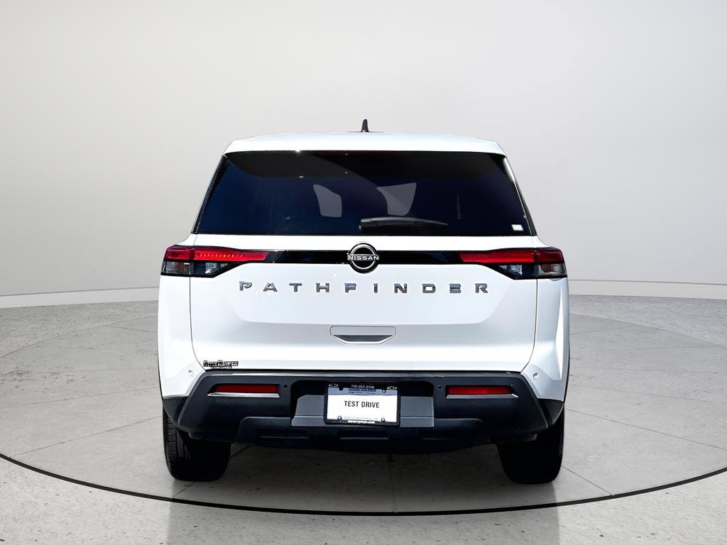 Used 2023 Nissan Pathfinder S image 9