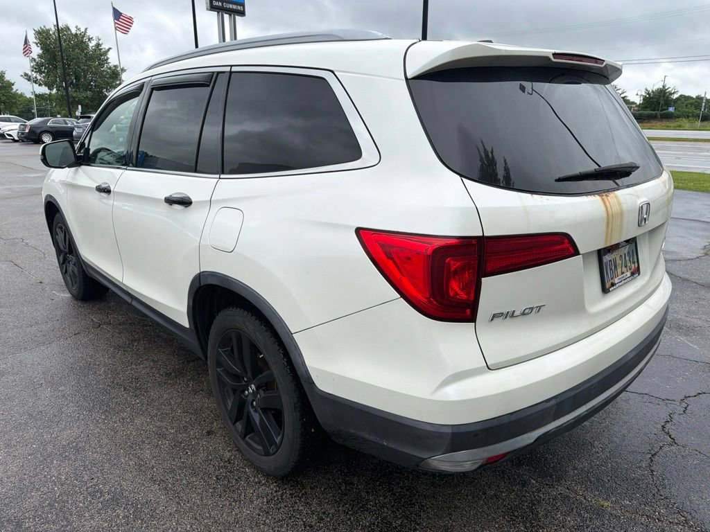 Used 2017 Honda Pilot Touring image 4