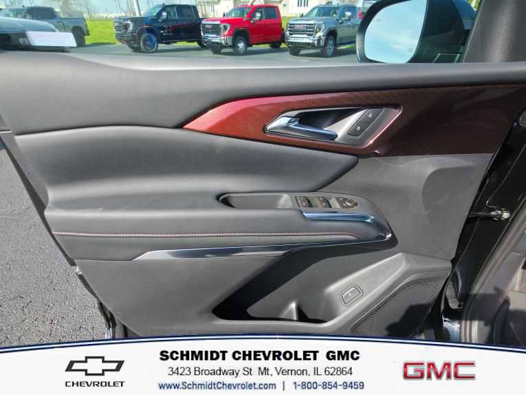 New 2026 Chevrolet Traverse Z71 w/ LPO, Floor Liner Package AWD/4WD image 12