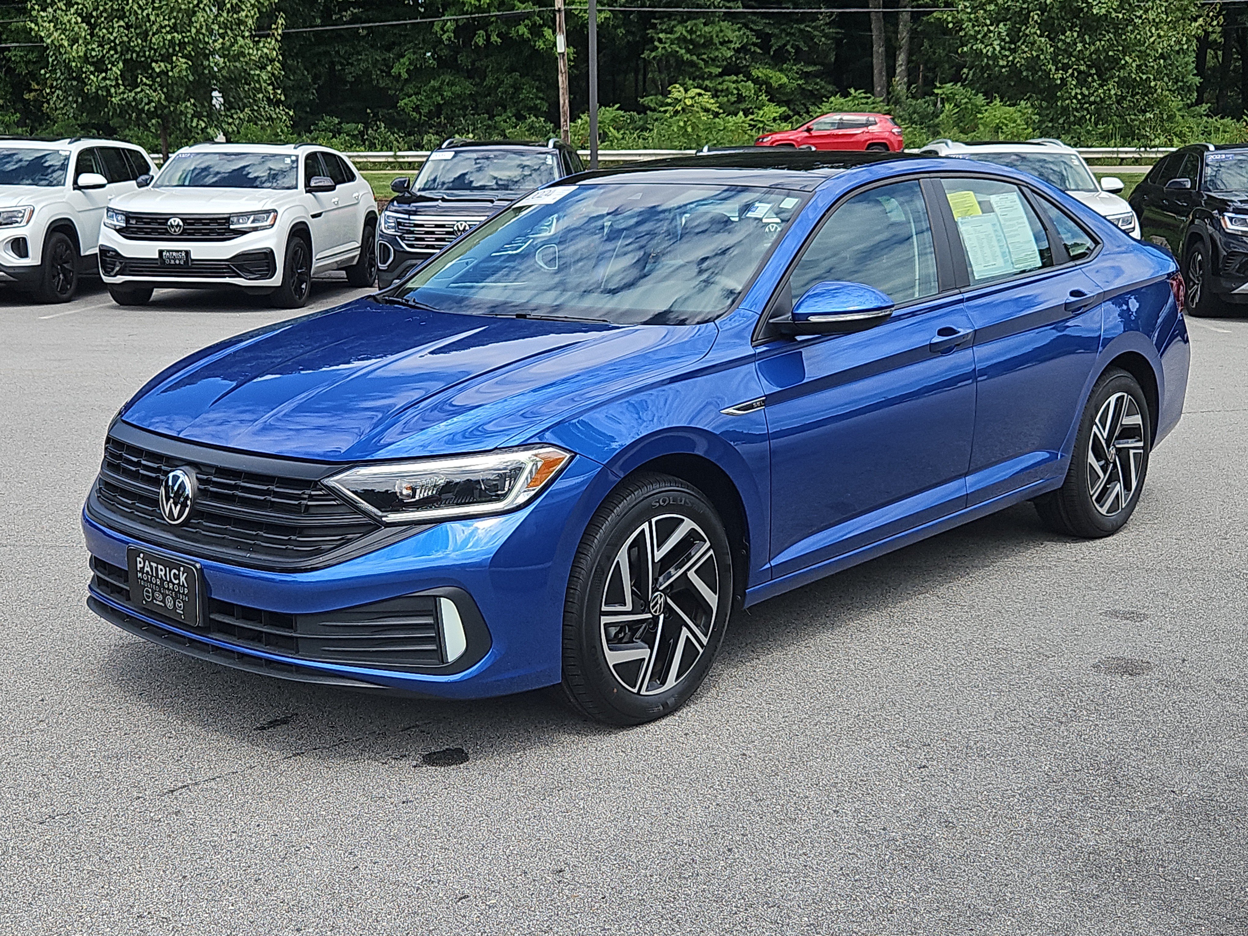 Certified 2024 Volkswagen Jetta SEL FWD image 29