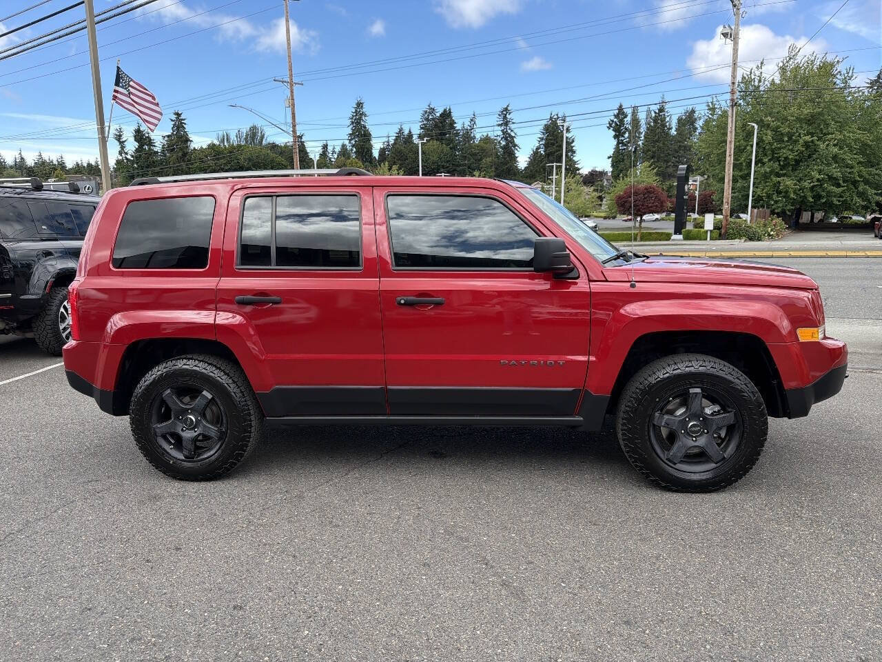 Used 2017 Jeep Patriot Sport AWD/4WD image 12