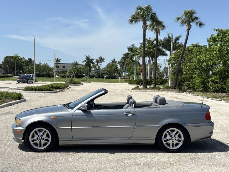 Used 2004 BMW 325Ci Convertible RWD image 6