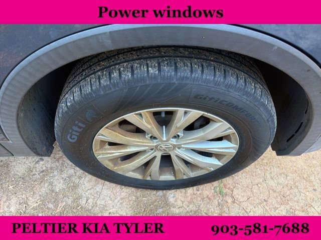 Used 2019 Volkswagen Tiguan S image 15
