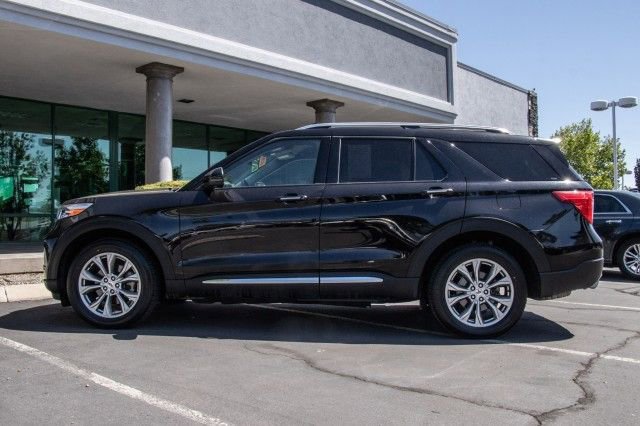 Used 2023 Ford Explorer Limited w/ Equipment Group 301A image 4
