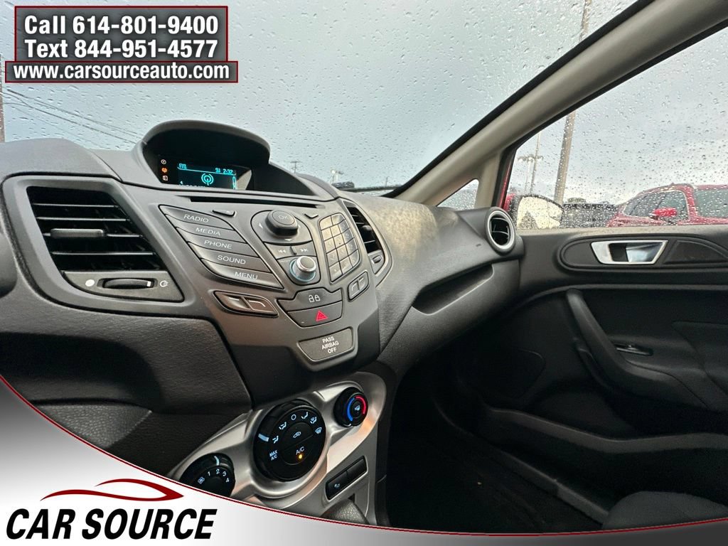 Used 2015 Ford Fiesta SE FWD image 18