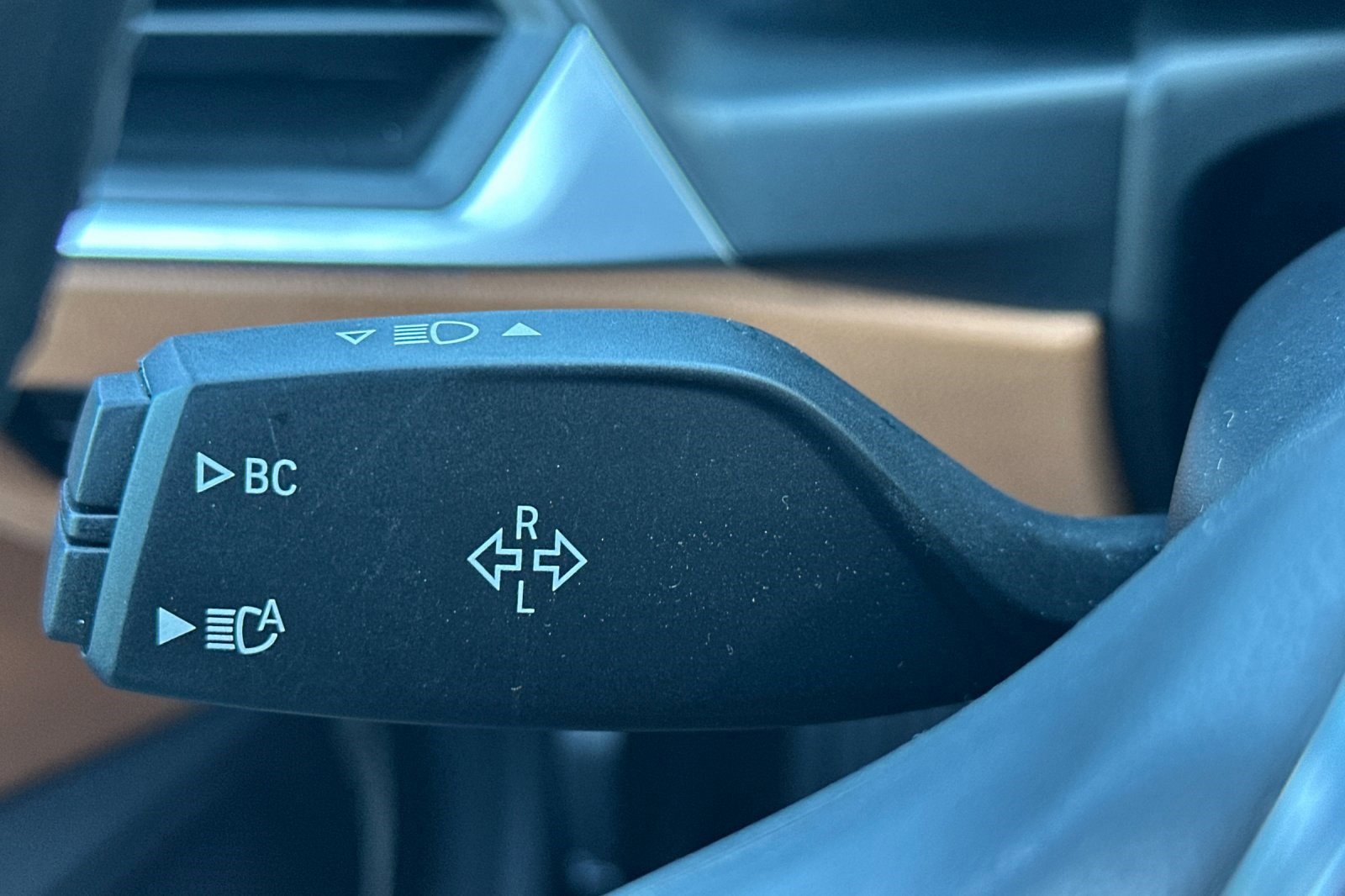 Used 2023 BMW i4 eDrive35 image 32