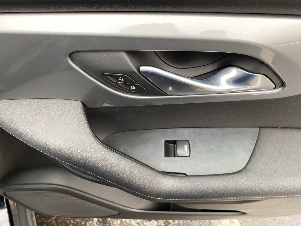 Used 2019 Chevrolet Blazer LT image 10