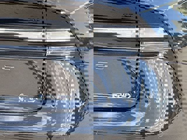 New 2026 Toyota Prius Plug-In Hybrid image 6