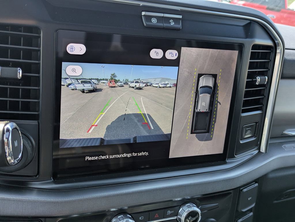 New 2026 Ford F350 Platinum w/ FX4 Off-Road Package image 22