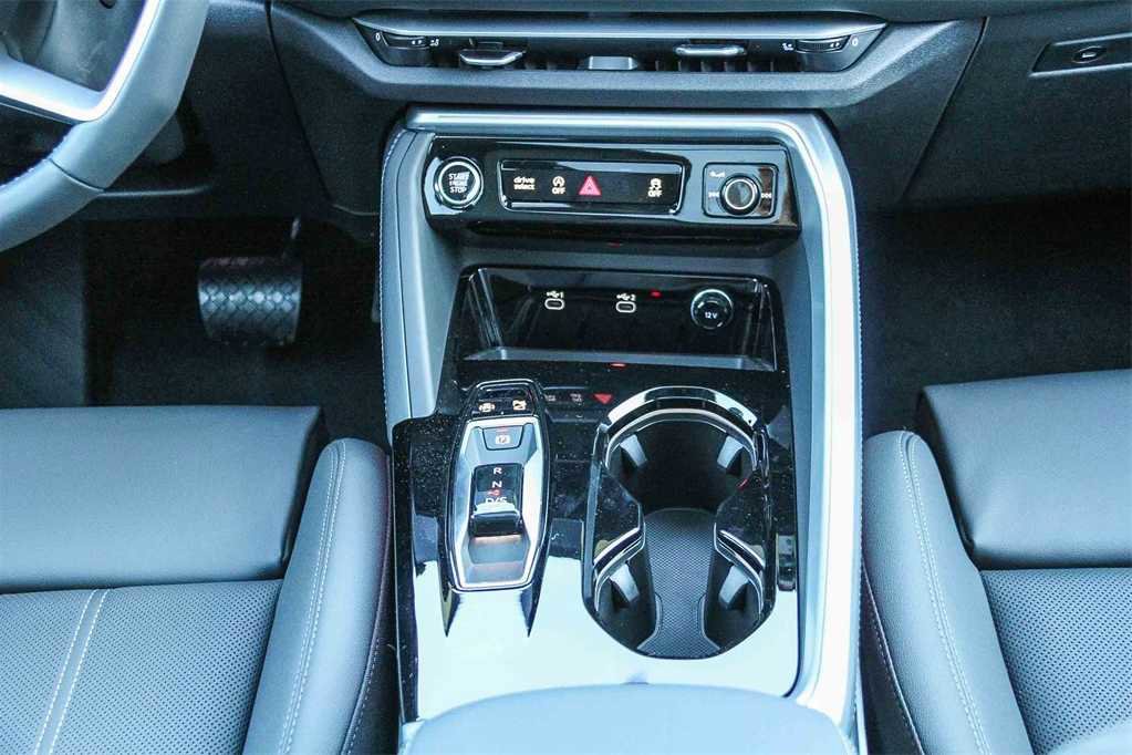 New 2025 Audi Q5 Premium Plus image 14