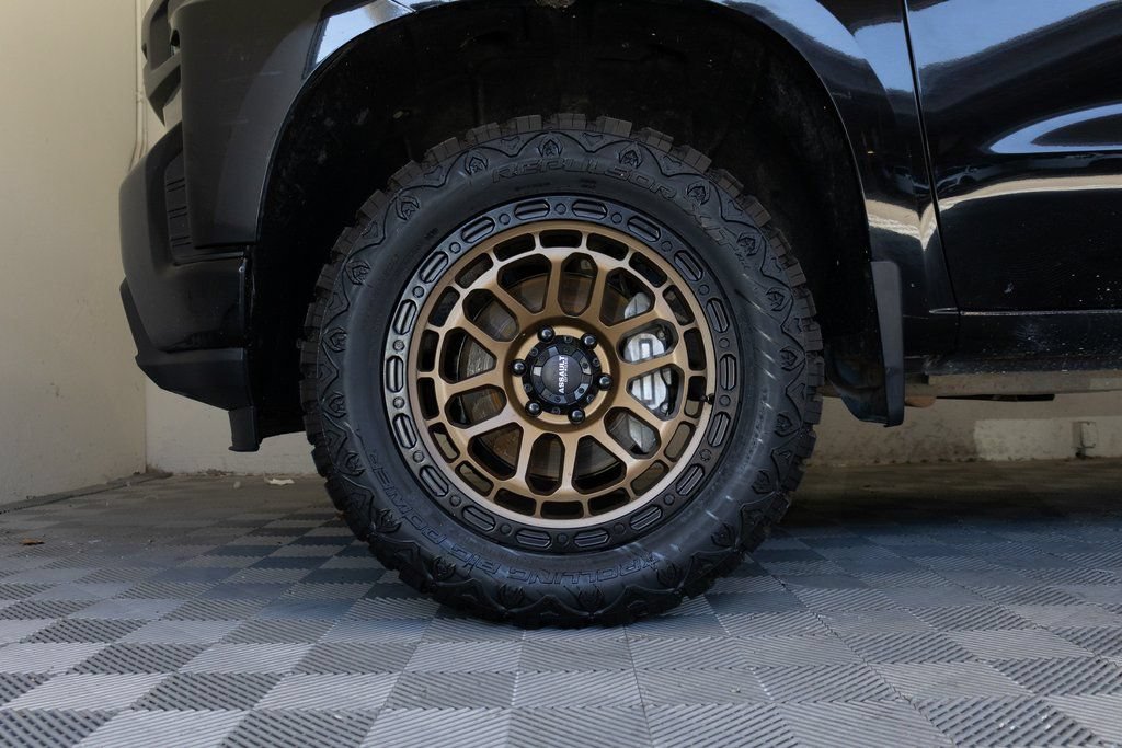 Used 2019 Chevrolet Silverado 1500 RST w/ All-Star Edition RWD image 9