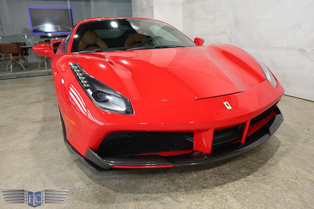 Used 2018 Ferrari 488 GTB RWD image 46