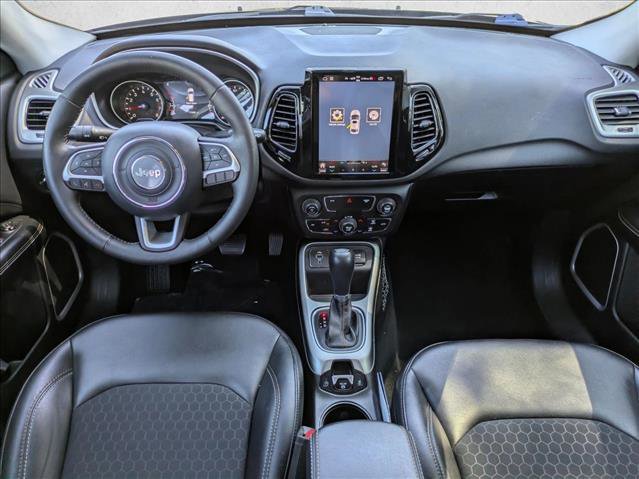 Used 2018 Jeep Compass Latitude w/ Popular Equipment Group image 16