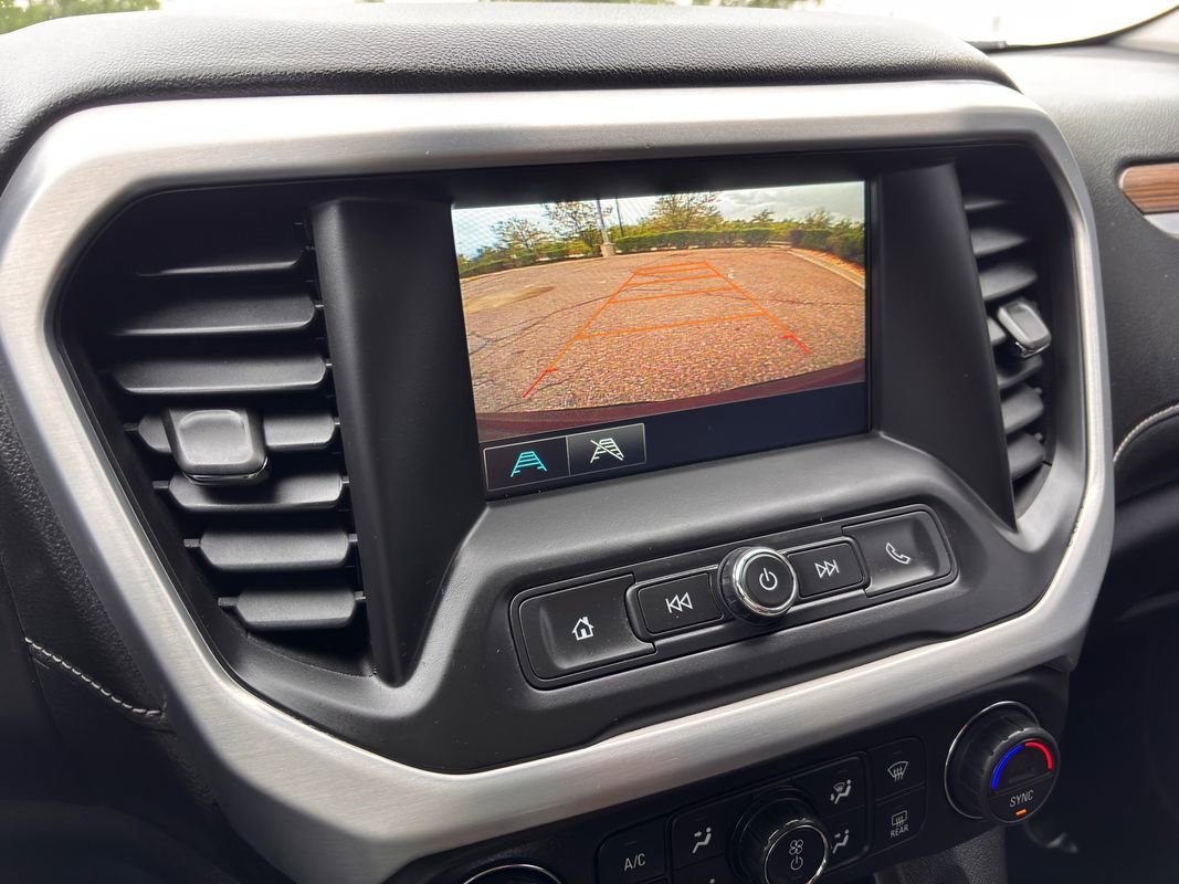 Used 2017 GMC Acadia SLE AWD/4WD image 35