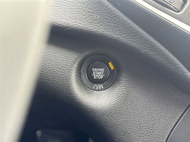 Used 2020 Jeep Cherokee Trailhawk image 16