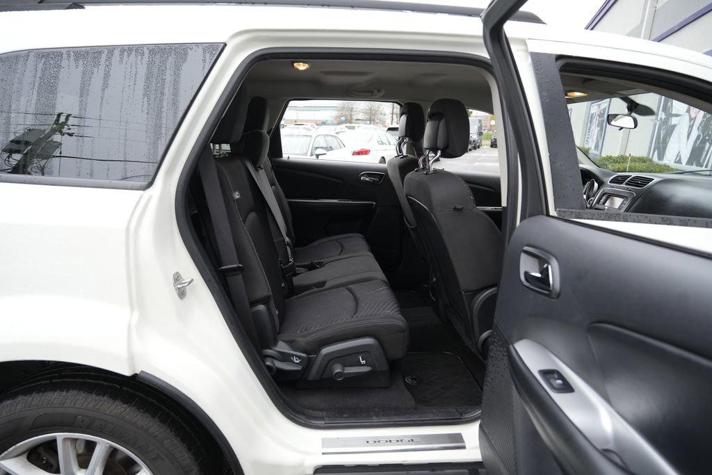 Used 2018 Dodge Journey SE w/ Mopar All Weather Group image 34