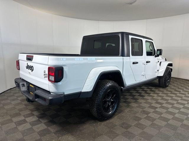 Used 2021 Jeep Gladiator Sport image 3